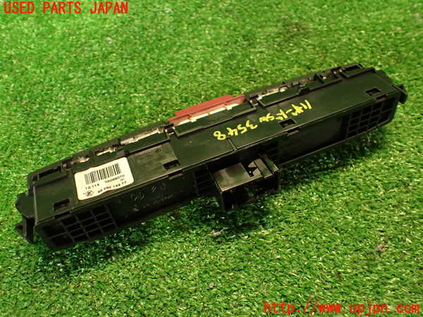 2UPJ-9235486290]プジョー・RCZ(T7R5F03)ハザードスイッチ 中古_3