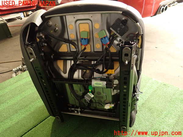 2UPJ-9235487065]プジョー・RCZ(T7R5F03)助手席シート 中古_5