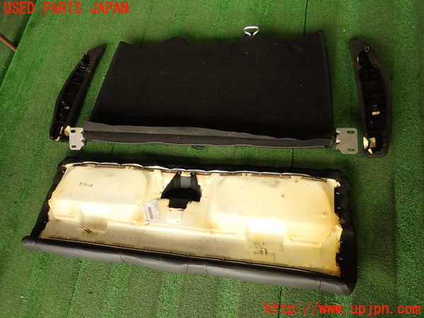 2UPJ-9235487385]プジョー・RCZ(T7R5F03)リアシート 中古_5