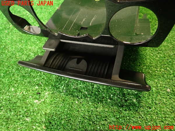 2UPJ-9235487821]プジョー・RCZ(T7R5F03)灰皿1 中古_4