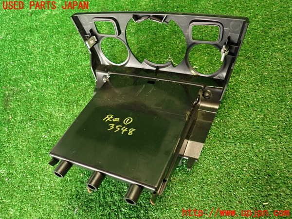 2UPJ-9235487821]プジョー・RCZ(T7R5F03)灰皿1 中古_5