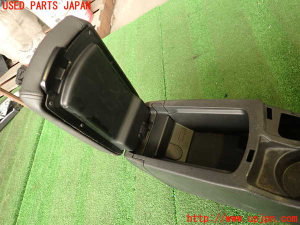 2UPJ-9235487540]プジョー・RCZ(T7R5F03)センターコンソール 中古_3