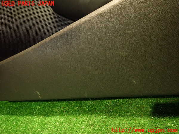 2UPJ-9235481234]プジョー・RCZ(T7R5F03)右前ドア内張り 中古_2