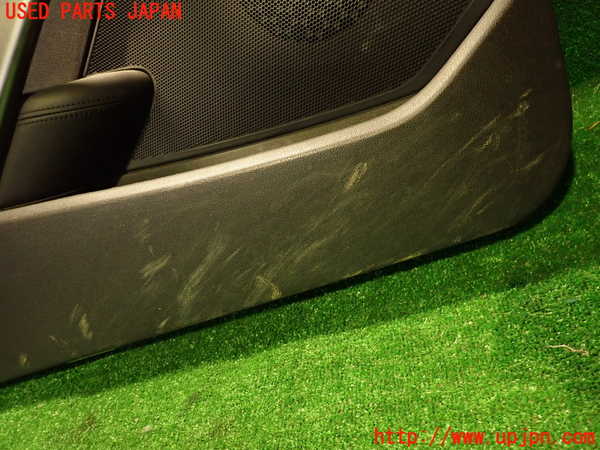 2UPJ-9235481264]プジョー・RCZ(T7R5F03)左前ドア内張り 中古_2