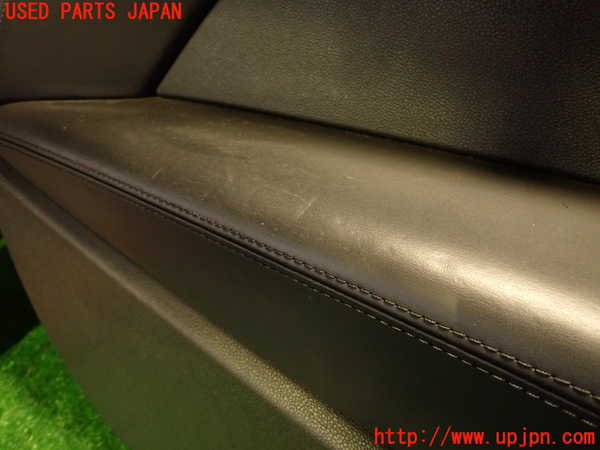 2UPJ-9235481264]プジョー・RCZ(T7R5F03)左前ドア内張り 中古_4