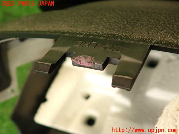 2UPJ-9235487905]プジョー・RCZ(T7R5F03)コラムカバー 中古_4