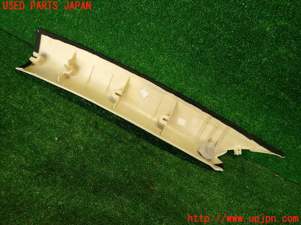 2UPJ-9235487655]プジョー・RCZ(T7R5F03)右フロントピラートリム 中古_4