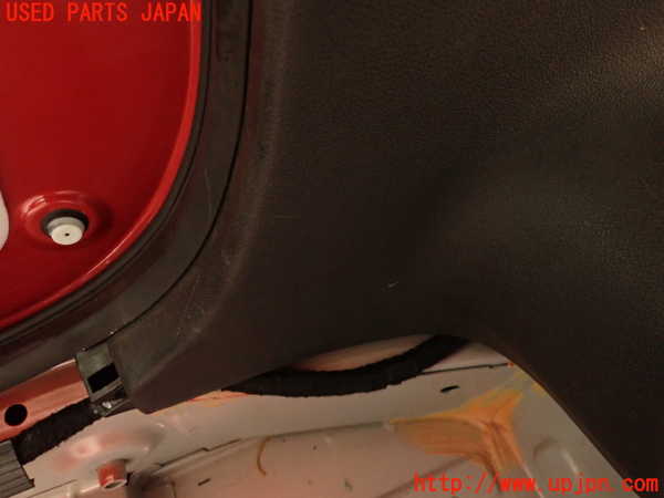 2UPJ-9235487675]プジョー・RCZ(T7R5F03)右リアピラートリム 中古_4