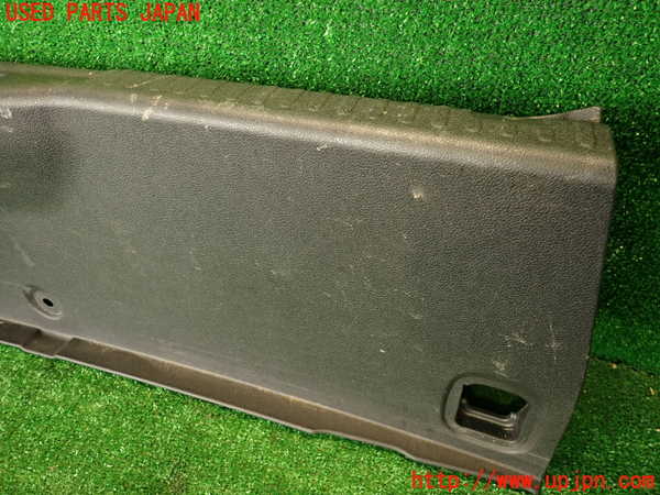 2UPJ-9235487691]プジョー・RCZ(T7R5F03)内装トリム類1 中古_2