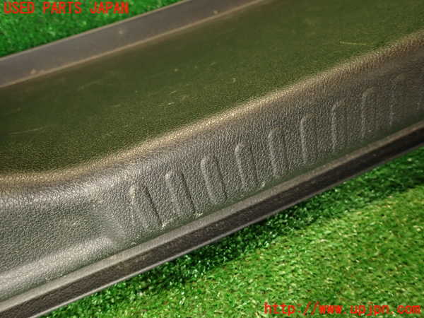 2UPJ-9235487691]プジョー・RCZ(T7R5F03)内装トリム類1 中古_4