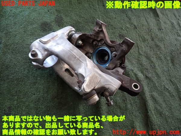 2UPJ-9235494295]ルノー・メガーヌ R.S.(ルノー・スポール)(DZF4R)左フロントナックルハブ 中古_2