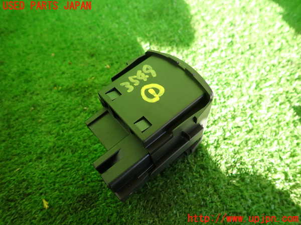 2UPJ-9235496306]ルノー・メガーヌ R.S.(ルノー・スポール)(DZF4R)スイッチ1(ライト類照度) 中古_2