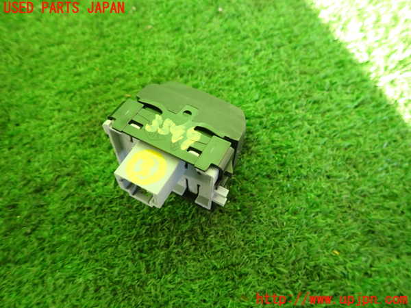 2UPJ-9235496308]ルノー・メガーヌ R.S.(ルノー・スポール)(DZF4R)スイッチ3(メーター照度) 中古_2