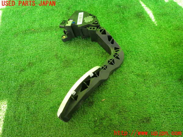 2UPJ-9235496381]ルノー・メガーヌ R.S.(ルノー・スポール)(DZF4R)センサー1(アクセルペダル) 中古_2