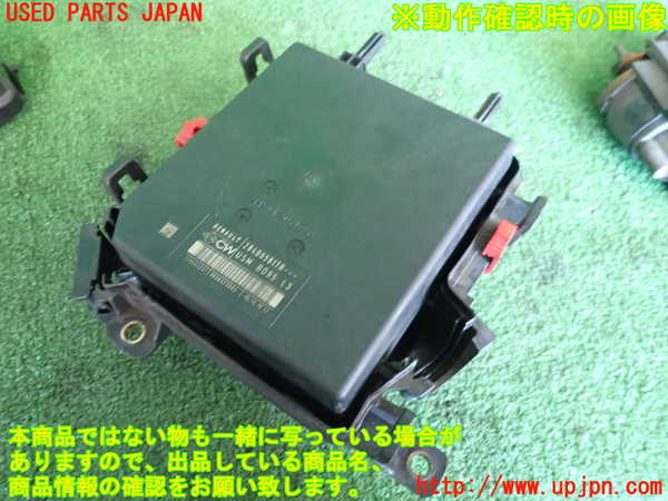 2UPJ-9235496741]ルノー・メガーヌ R.S.(ルノー・スポール)(DZF4R)ヒューズボックス1(EGルーム内 助手席側) 中古_3