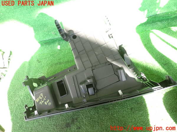 2UPJ-9235497516]ルノー・メガーヌ R.S.(ルノー・スポール)(DZF4R)グローブボックス1 中古_2