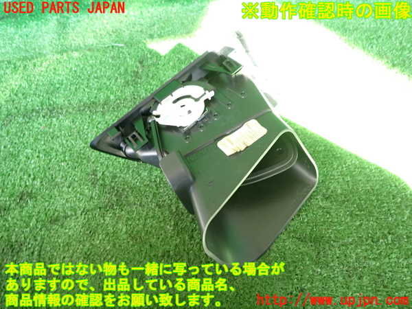 2UPJ-9235497527]ルノー・メガーヌ R.S.(ルノー・スポール)(DZF4R)エアコン吹き出し口2(右側) 中古_2
