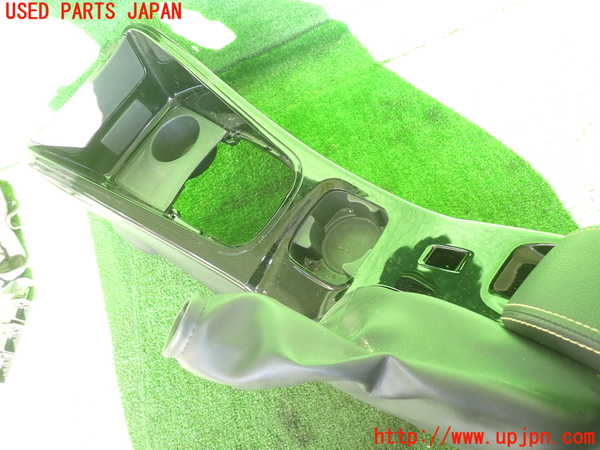 2UPJ-9235497540]ルノー・メガーヌ R.S.(ルノー・スポール)(DZF4R)センターコンソール 中古_3