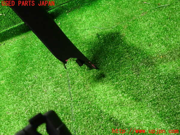 2UPJ-9235491578]ルノー・メガーヌ R.S.(ルノー・スポール)(DZF4R)バックドア内張り ジャンク_2