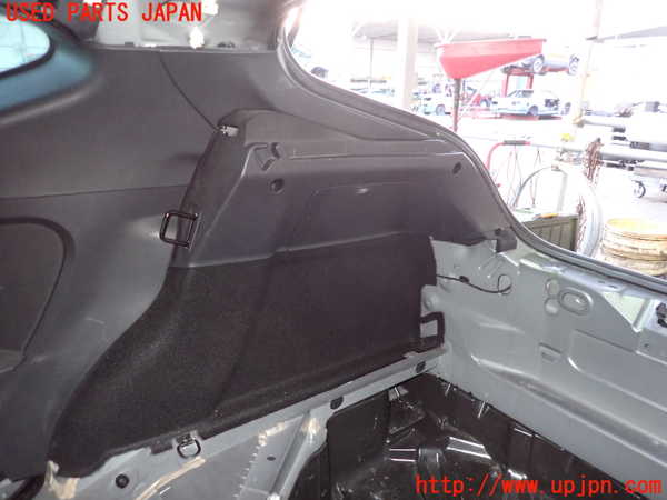 2UPJ-9235497675]ルノー・メガーヌ R.S.(ルノー・スポール)(DZF4R)右リアピラートリム 中古_4