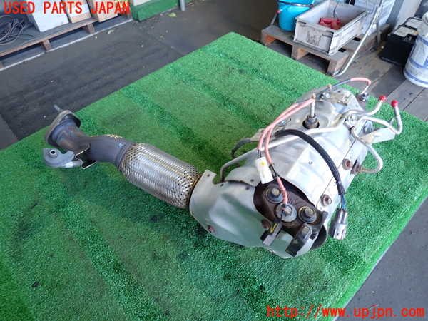 2UPJ-9235502661]CX-8(KG2P)触媒1 中古_2