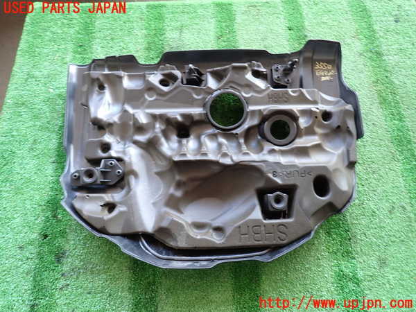 2UPJ-9235502160]CX-8(KG2P)エンジンアッパーカバー 中古_2