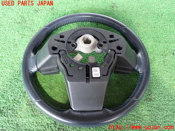 2UPJ-9235507855]CX-8(KG2P)ステアリングホイール 中古_4