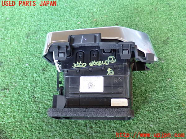 2UPJ-9235507527]CX-8(KG2P)エアコン吹き出し口2 (右) 中古_2