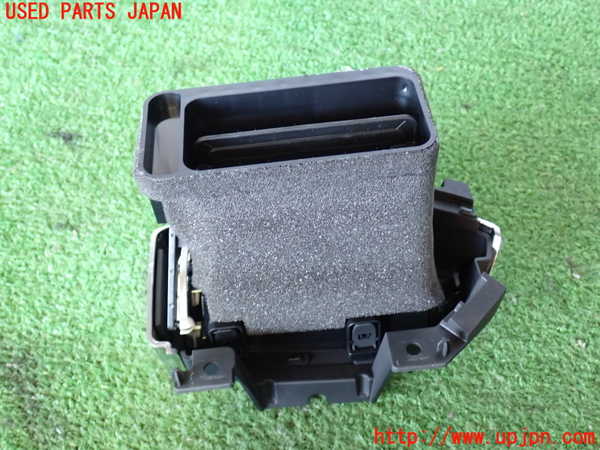 2UPJ-9235507527]CX-8(KG2P)エアコン吹き出し口2 (右) 中古_3