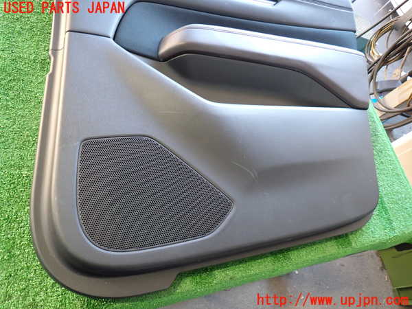 2UPJ-9235501294]CX-8(KG2P)右後ドア内張り 中古_2