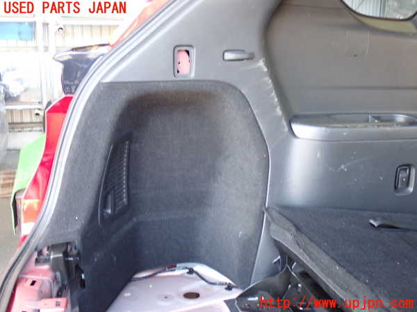 2UPJ-9235507680]CX-8(KG2P)左リアピラートリム 中古_4