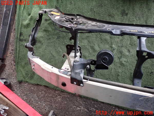 2UPJ-9235511041]ベンツ E240 ステーションワゴン(211261)(S211)コアサポート 中古_2