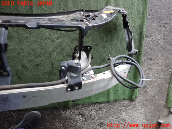 2UPJ-9235511041]ベンツ E240 ステーションワゴン(211261)(S211)コアサポート 中古_3