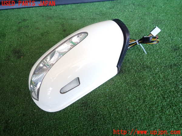 2UPJ-9235511210]ベンツ E240 ステーションワゴン(211261)(S211)右ドアミラー 中古_2