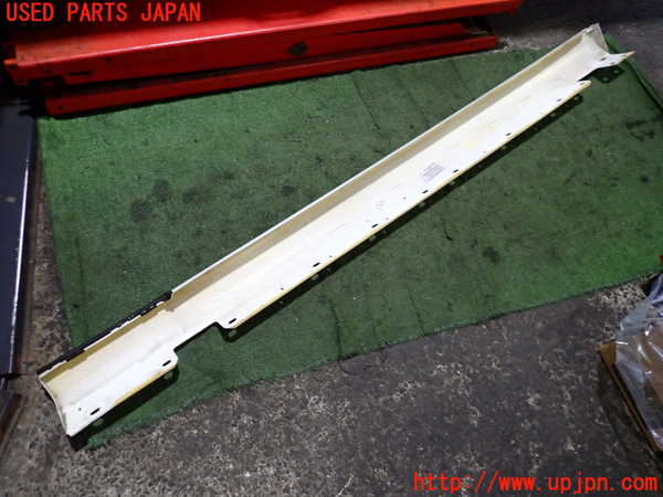 2UPJ-9235511390]ベンツ E240 ステーションワゴン(211261)(S211)右サイドステップ 中古_4