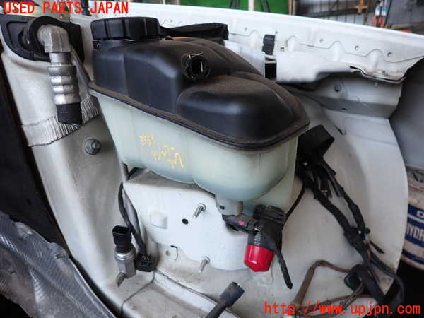 2UPJ-9235512410]ベンツ E240 ステーションワゴン(211261)(S211)ラジエータータンク 中古_2