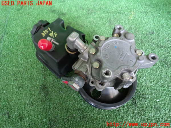 2UPJ-9235514250]ベンツ E240 ステーションワゴン(211261)(S211)パワステポンプ 中古_2
