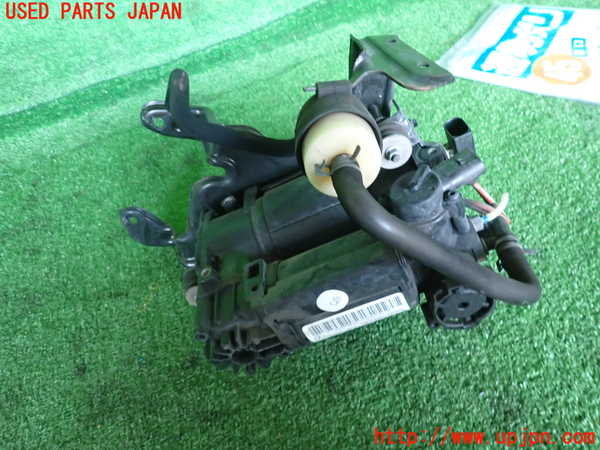 2UPJ-9235515535]ベンツ E240 ステーションワゴン(211261)(S211)エアサスポンプ 中古_3