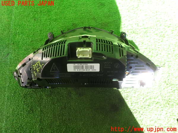 2UPJ-9235516170]ベンツ E240 ステーションワゴン(211261)(S211)スピードメーター 中古_2