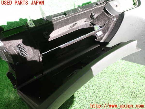 2UPJ-9235517516]ベンツ E240 ステーションワゴン(211261)(S211)グローブボックス1 中古_2