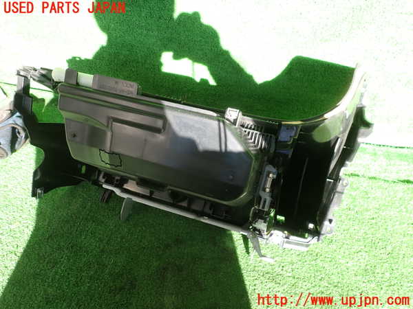 2UPJ-9235517516]ベンツ E240 ステーションワゴン(211261)(S211)グローブボックス1 中古_3