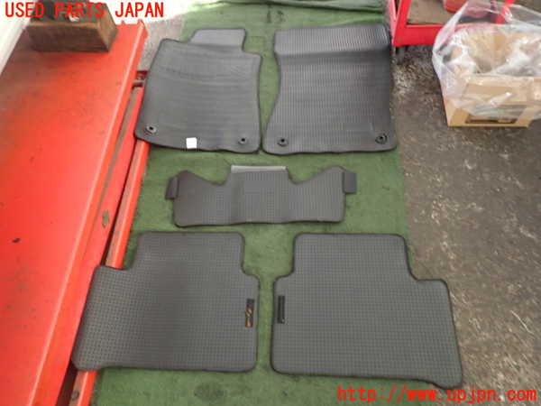 2UPJ-9235517800]ベンツ E240 ステーションワゴン(211261)(S211)フロアマット 中古_4