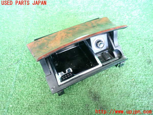 2UPJ-9235517821]ベンツ E240 ステーションワゴン(211261)(S211)灰皿1 中古_2