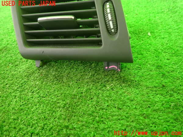 2UPJ-9235517528]ベンツ E240 ステーションワゴン(211261)(S211)エアコン吹き出し口3 (左) 中古_2