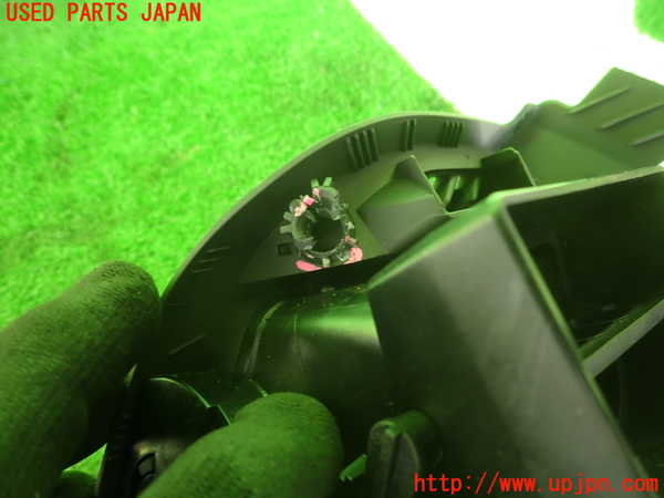 2UPJ-9235517528]ベンツ E240 ステーションワゴン(211261)(S211)エアコン吹き出し口3 (左) 中古_5