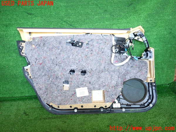 2UPJ-9235511234]ベンツ E240 ステーションワゴン(211261)(S211)右前ドア内張り 中古_3