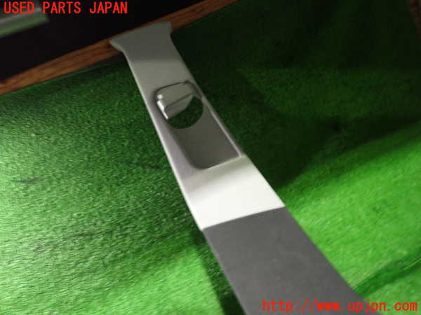 2UPJ-9235517670]ベンツ E240 ステーションワゴン(211261)(S211)左センターピラートリム 中古_2