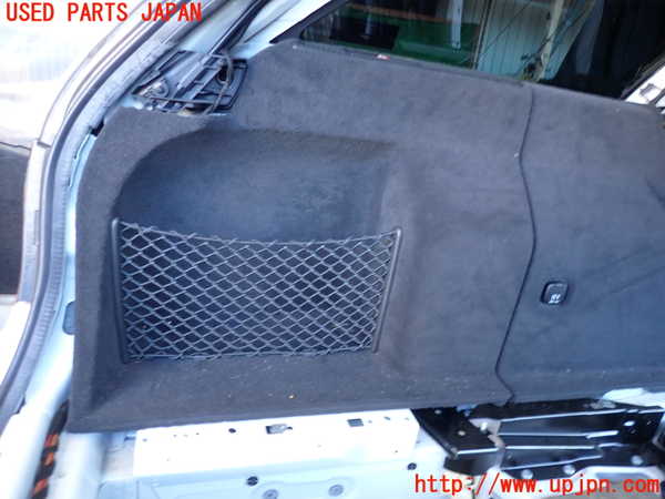 2UPJ-9235517680]ベンツ E240 ステーションワゴン(211261)(S211)左リアピラートリム 中古_3