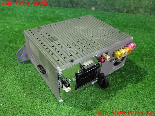 2UPJ-9235526589]BMW 320i(8A20)カーナビゲーション HDD 中古 (F30)_2