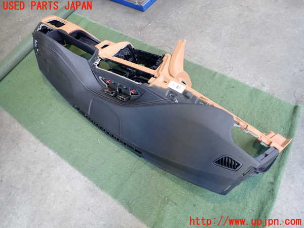 2UPJ-9235527505]BMW 320i(8A20)ダッシュボード 中古 (F30)_3